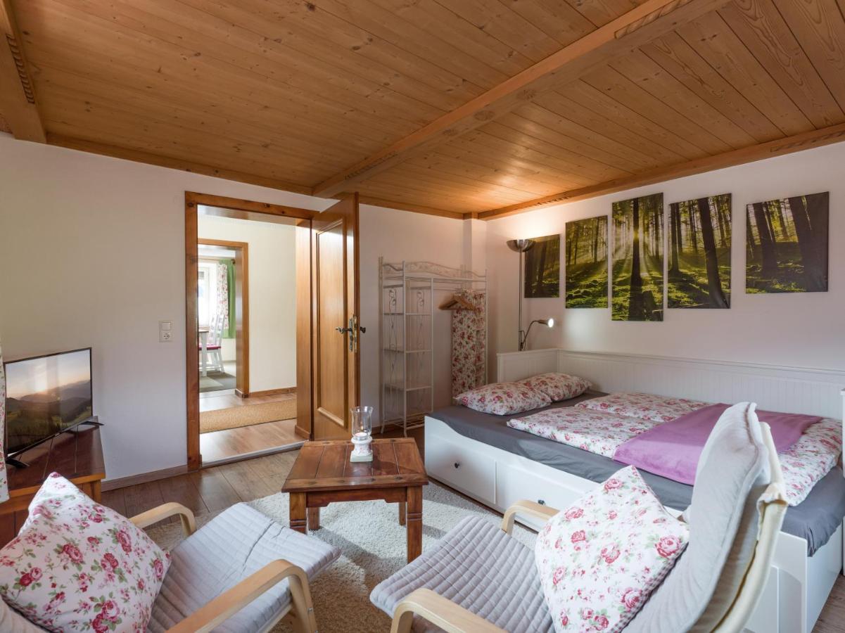 Ferienwohnung Neuheim Нийдерау Екстериор снимка