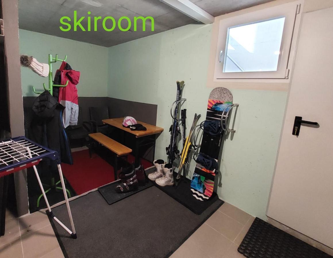 Ferienwohnung Neuheim Нийдерау Екстериор снимка