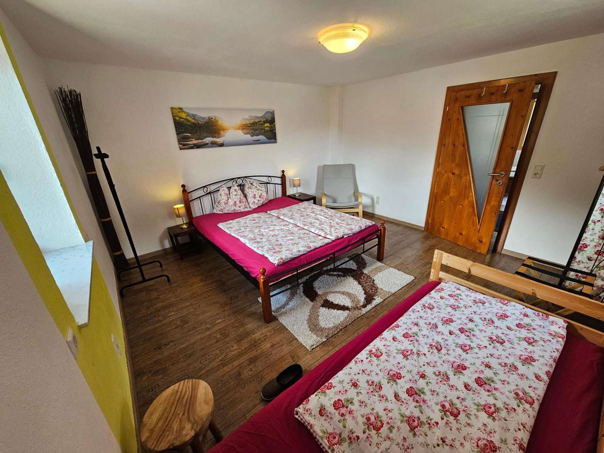 Ferienwohnung Neuheim Нийдерау Екстериор снимка